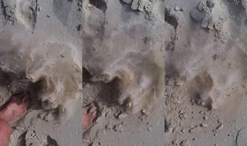 squeaky sand 2162 3 part video still